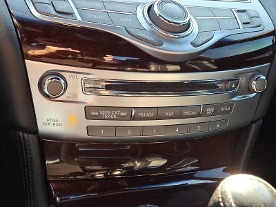 2015 INFINITI Q70 3.7 AWD