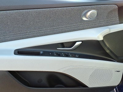 2021 Hyundai ELANTRA Limited IVT *Ltd Avail*