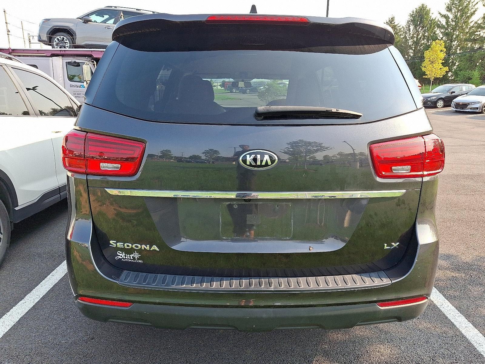 2019 Kia Sedona LX FWD