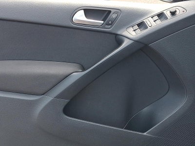 2014 Volkswagen Tiguan 4MOTION 4dr Auto S