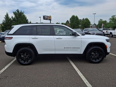 2025 Jeep Grand Cherokee Altitude 4x4