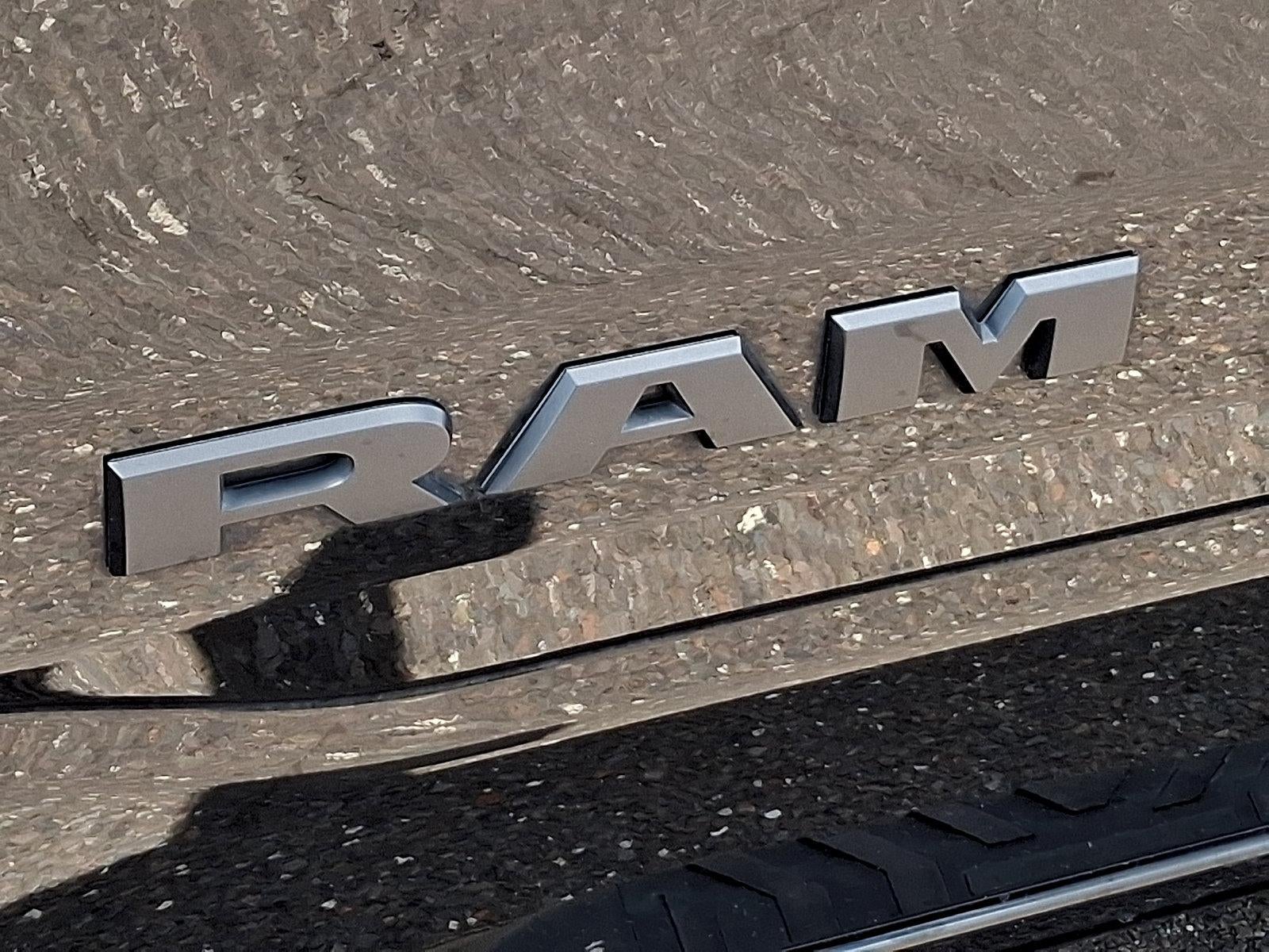 2025 RAM 1500 Big Horn 4x4 Crew Cab 5'7" Box
