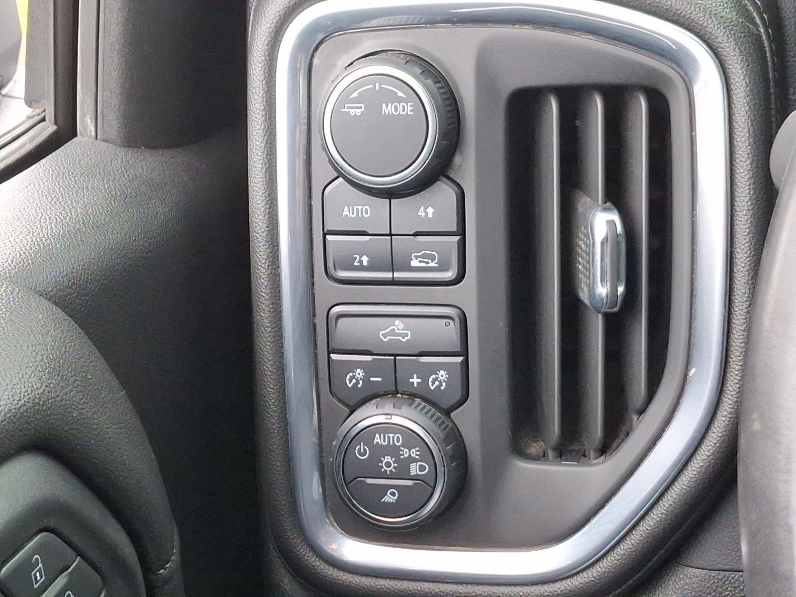 2022 Chevrolet Silverado 1500 LTD Crew Cab Short Box 4-Wheel Drive LT 1LT