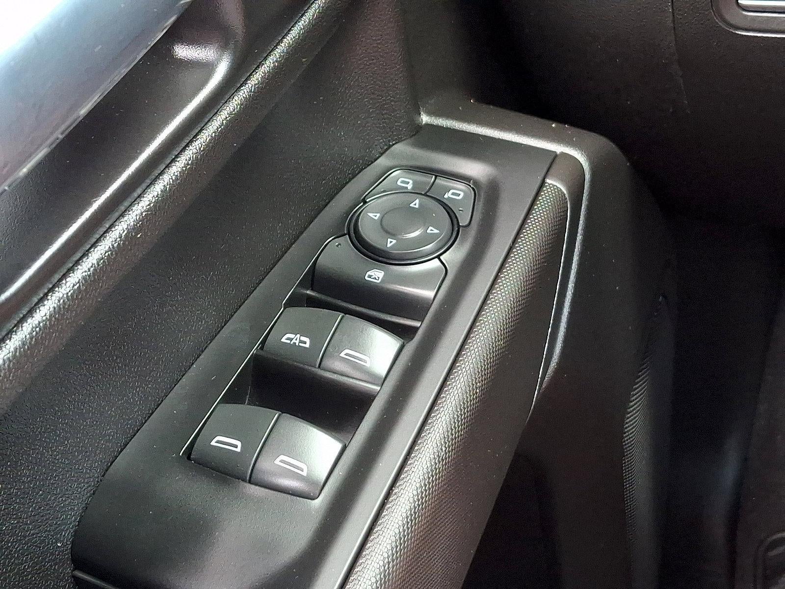 2021 Chevrolet Silverado 1500 Double Cab Standard Box 4-Wheel Drive Custom