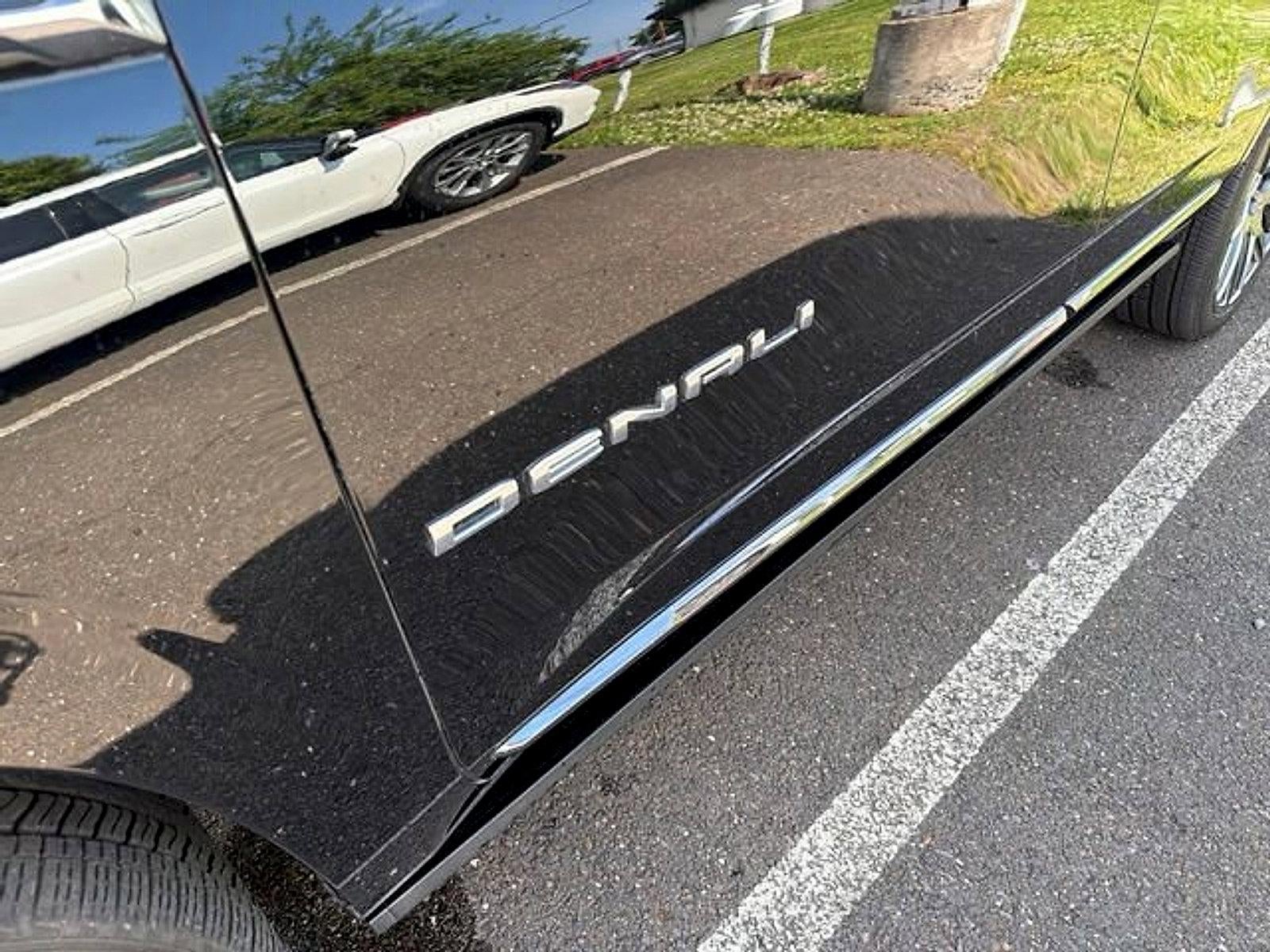 2025 GMC Yukon 4WD 4dr Denali Ultimate