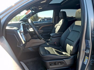 2024 GMC Canyon Crew Cab Short Box 4-Wheel Drive Denali