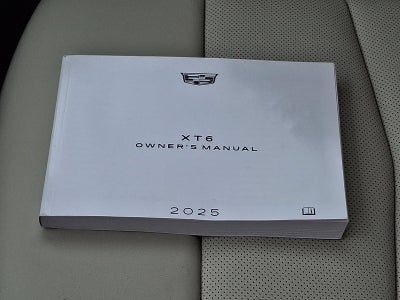 2025 Cadillac XT6 AWD 4dr Premium Luxury
