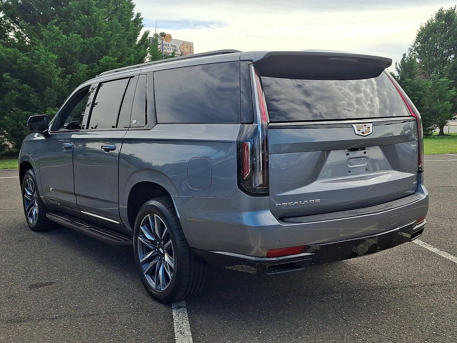 2022 Cadillac Escalade ESV 4WD Sport