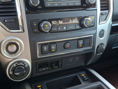 2021 Nissan Titan 4x4 Crew Cab SV