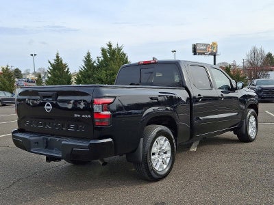 2024 Nissan Frontier Crew Cab 4x4 Long Bed SV