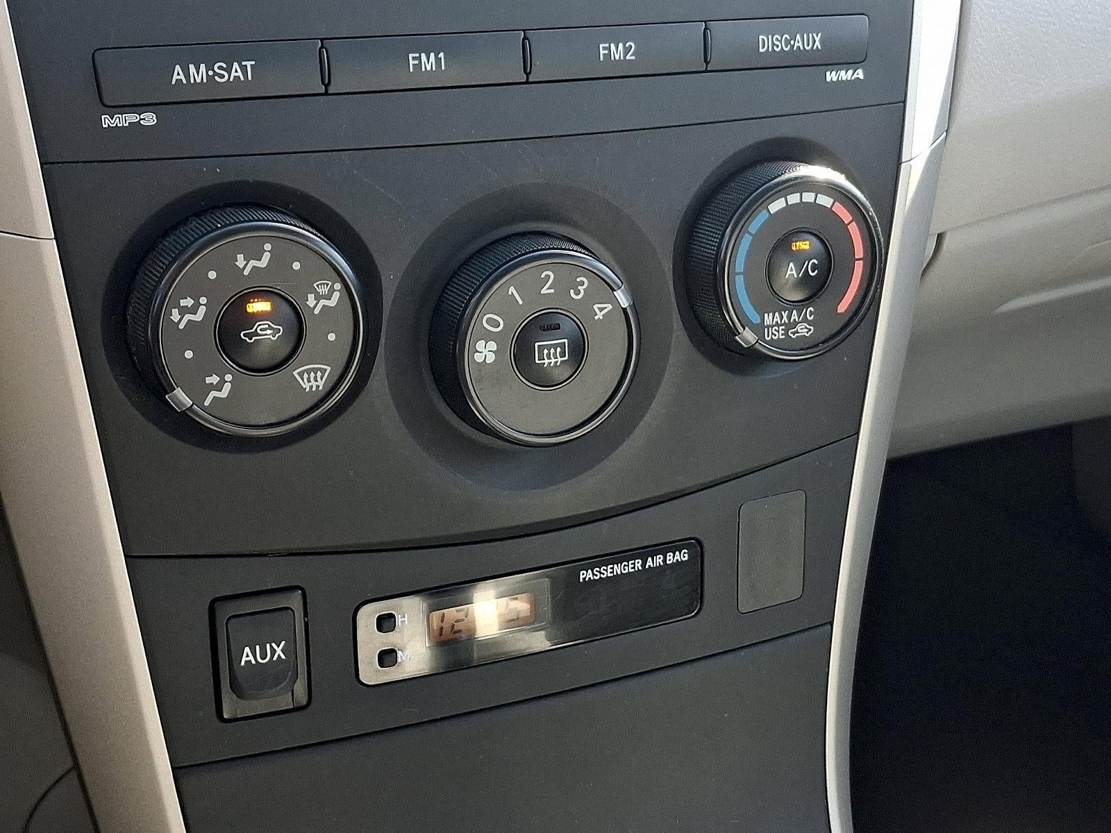 2010 Toyota Corolla 4dr Sdn Auto LE (Natl)