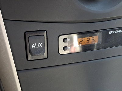 2010 Toyota Corolla 4dr Sdn Auto LE (Natl)
