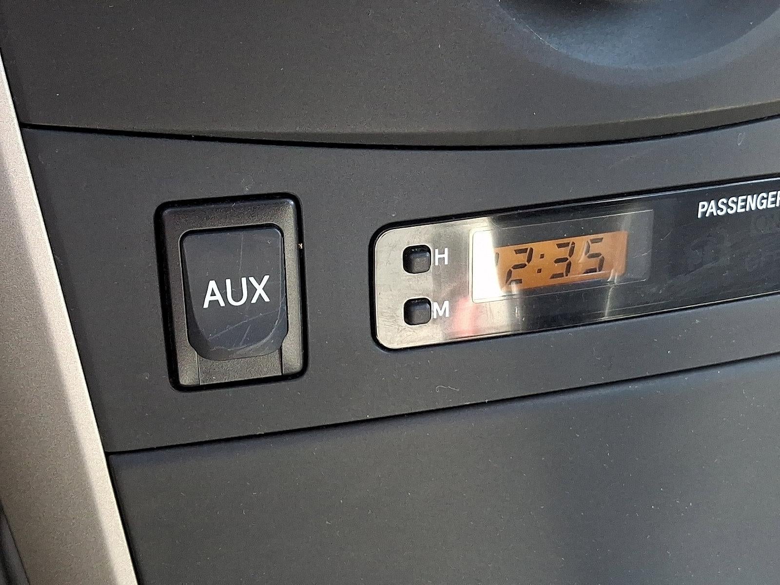 2010 Toyota Corolla 4dr Sdn Auto LE (Natl)