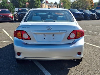 2010 Toyota Corolla 4dr Sdn Auto LE (Natl)