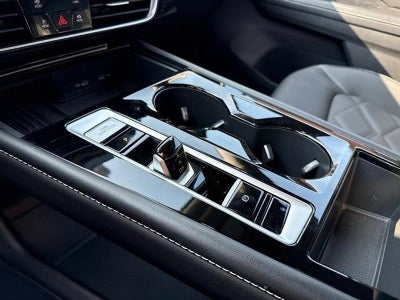 2025 Volkswagen Atlas 2.0T SE w/Technology 4MOTION