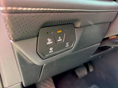 2025 Volkswagen Atlas 2.0T SE w/Technology FWD