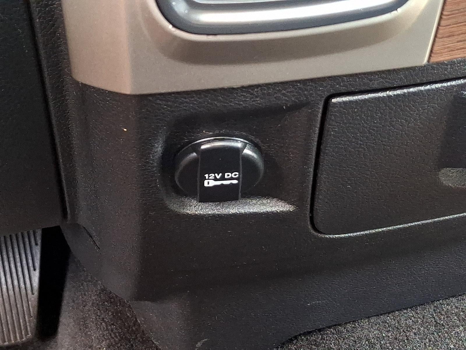 2014 RAM 2500 4WD Crew Cab 6.4 Ft Box Laramie