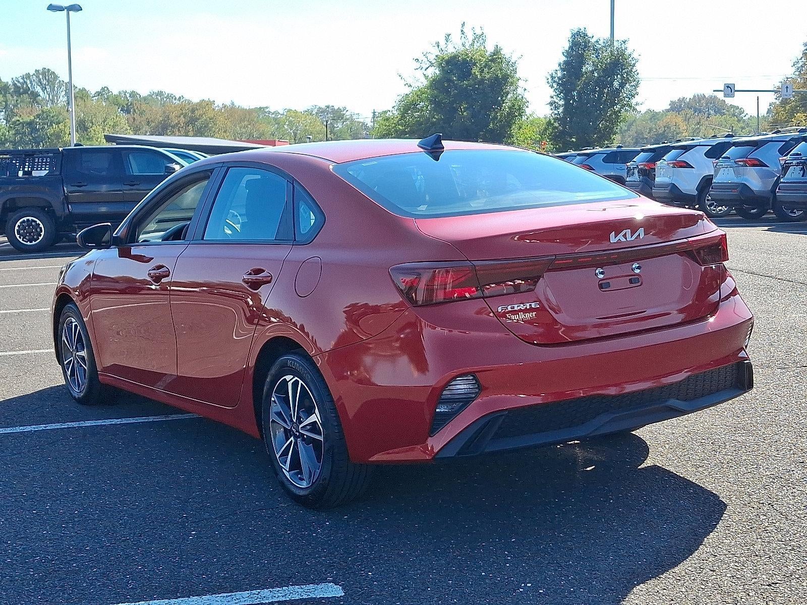 2024 Kia Forte LXS IVT