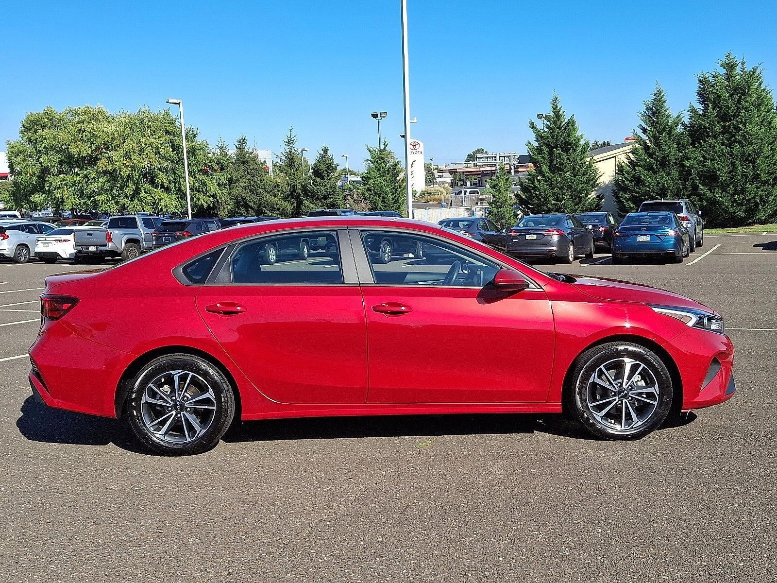 2024 Kia Forte LXS IVT