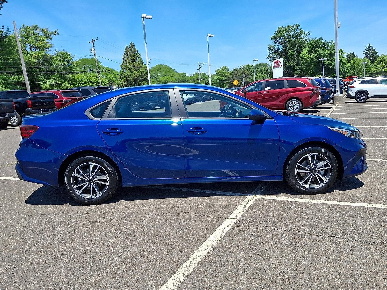 2024 Kia Forte LXS IVT