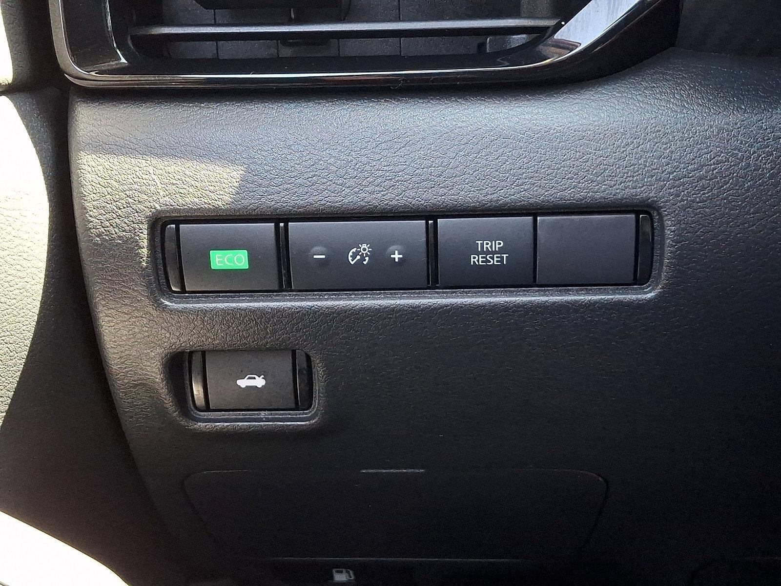 2021 Nissan Sentra SV CVT