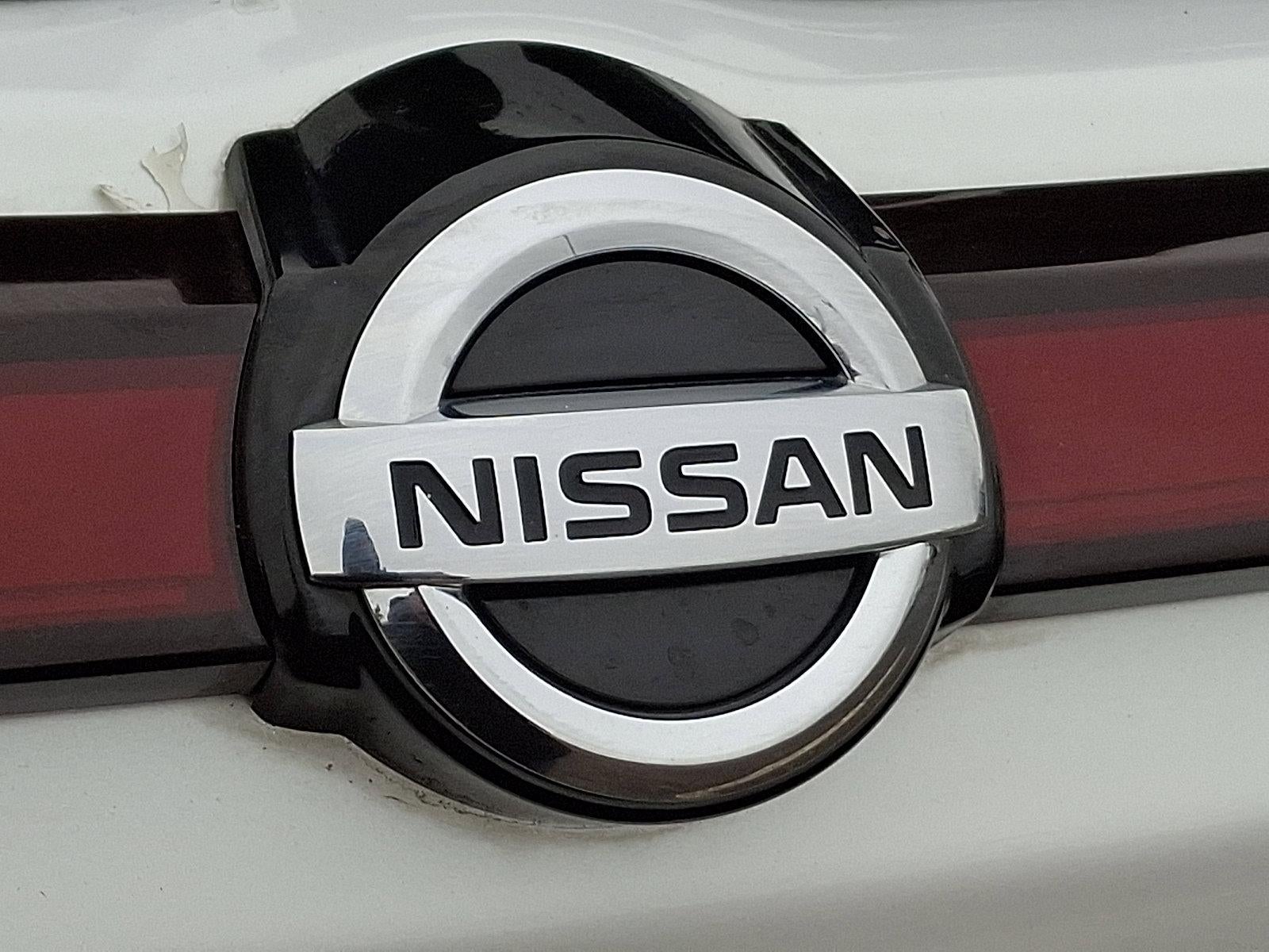 2021 Nissan Kicks SR FWD