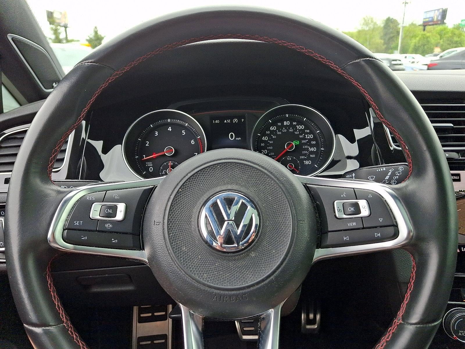 2019 Volkswagen Golf GTI 2.0T SE DSG