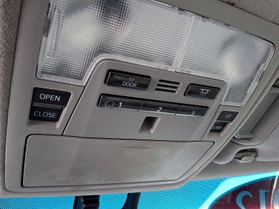 2012 Toyota Camry Hybrid 4dr Sdn XLE (Natl)