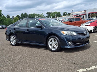 2014 Toyota Camry 2014.5 4dr Sdn I4 Auto SE (Natl)
