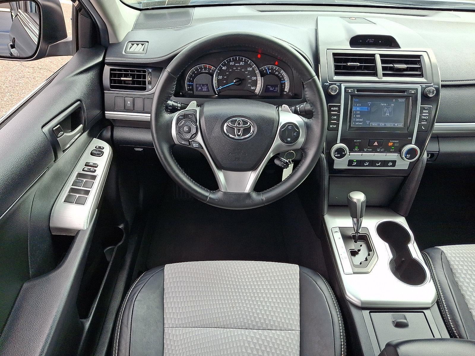 2014 Toyota Camry 2014.5 4dr Sdn I4 Auto SE (Natl)