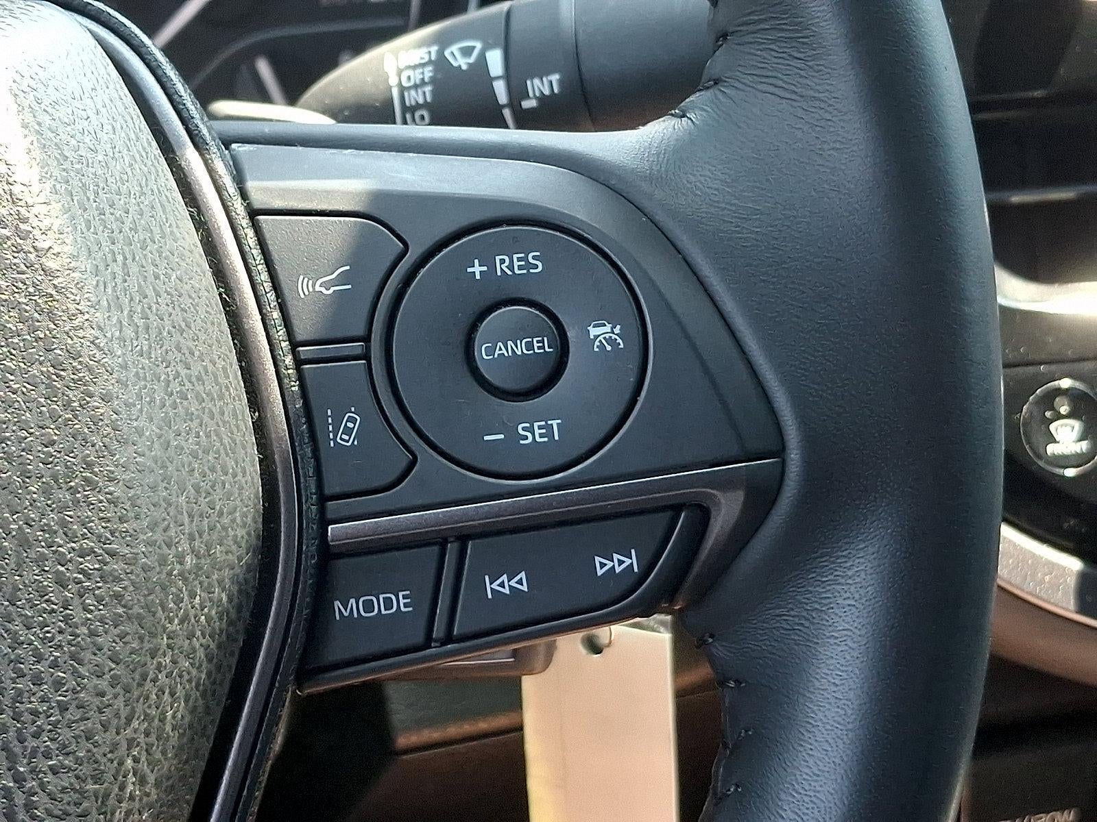 2024 Toyota Camry SE Auto (Natl)