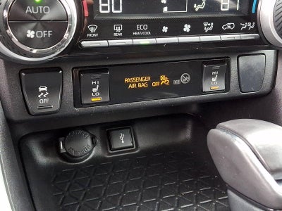 2022 Toyota RAV4 Hybrid SE AWD (Natl)