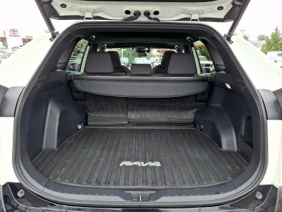 2022 Toyota RAV4 Hybrid SE AWD (Natl)