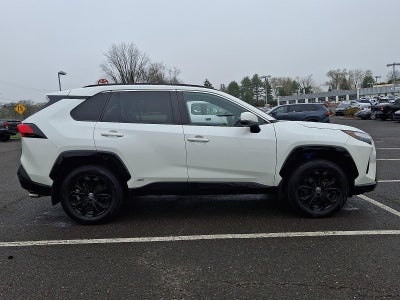 2022 Toyota RAV4 Hybrid SE AWD (Natl)