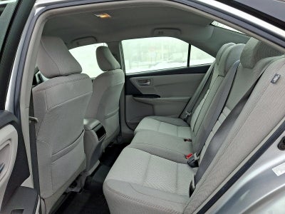 2015 Toyota Camry 4dr Sdn I4 Auto LE (Natl)