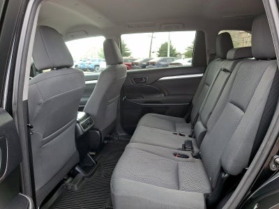 2016 Toyota Highlander AWD 4dr V6 LE (Natl)