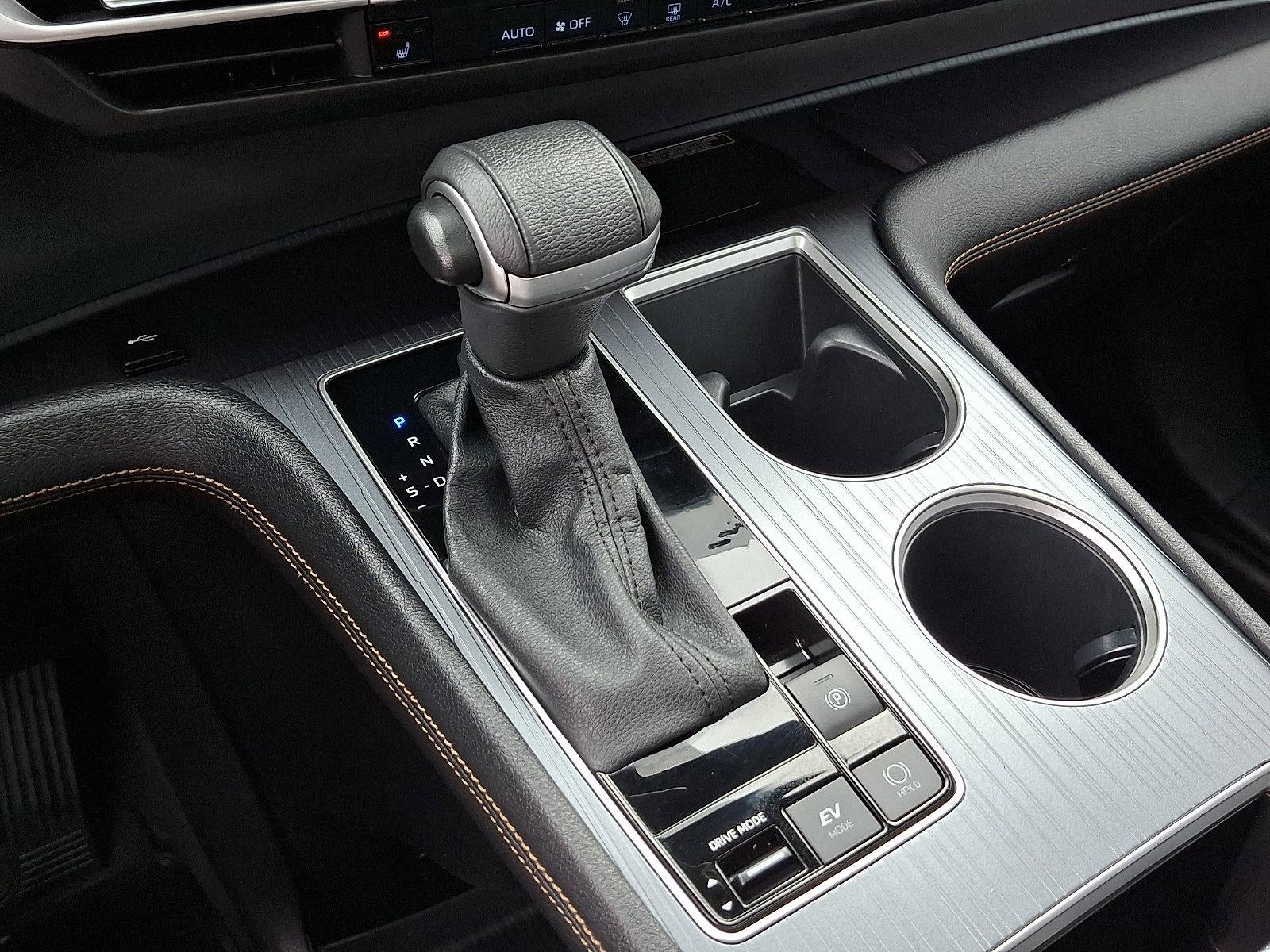 2023 Toyota Sienna Woodland Edition AWD 7-Passenger (Natl)