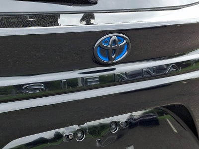 2023 Toyota Sienna Woodland Edition AWD 7-Passenger (Natl)
