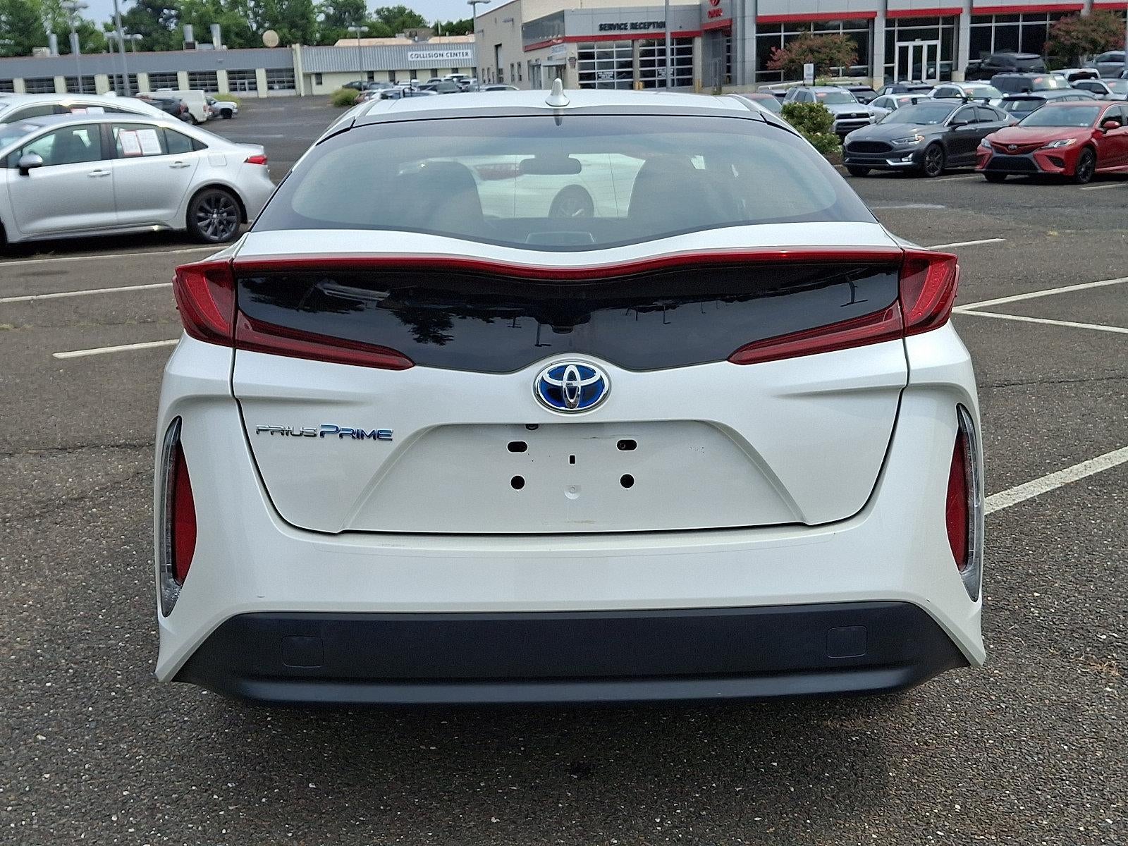 2017 Toyota Prius Prime Plus (Natl)