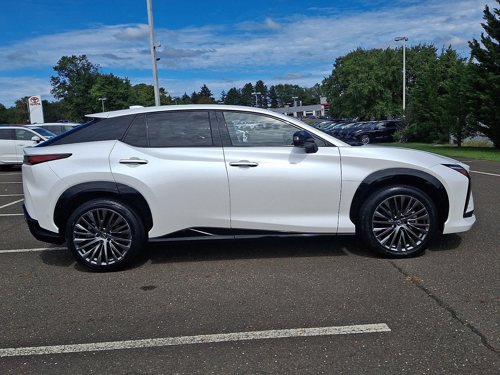 2023 Lexus RZ Luxury AWD