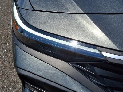2025 Hyundai ELANTRA SEL Sport IVT