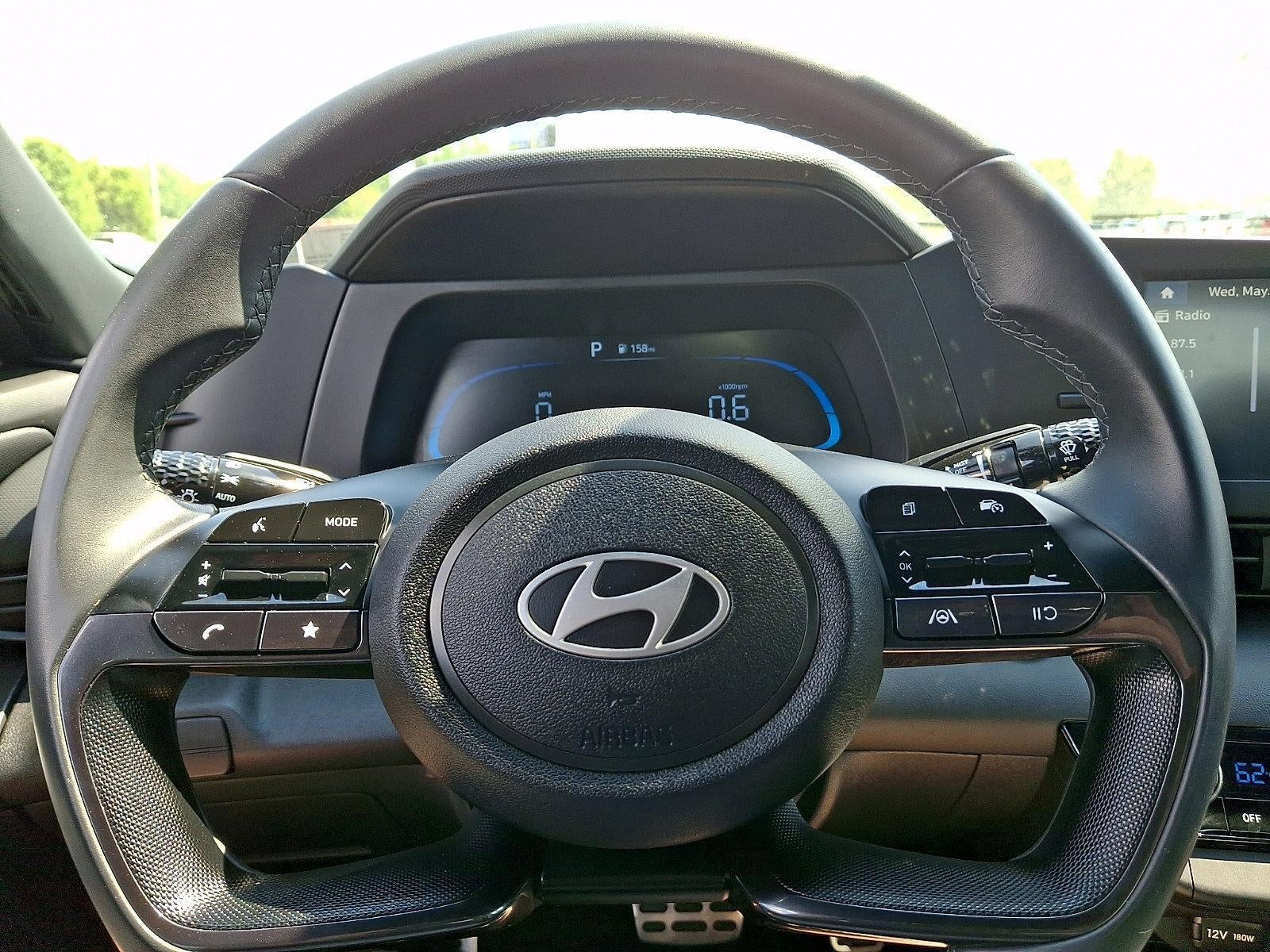 2025 Hyundai ELANTRA SEL Sport IVT