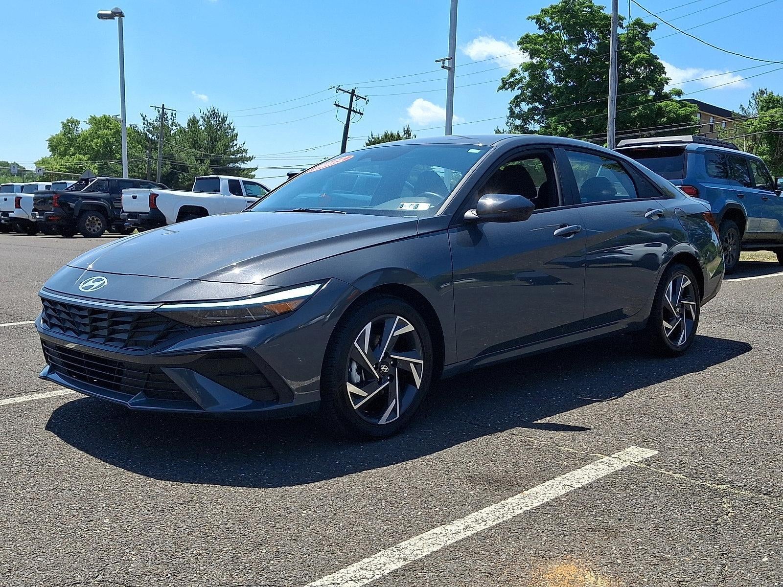 2025 Hyundai ELANTRA SEL Sport IVT