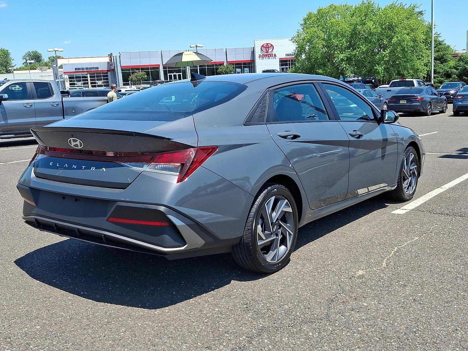 2025 Hyundai ELANTRA SEL Sport IVT