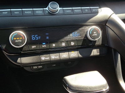 2024 Hyundai ELANTRA SEL IVT