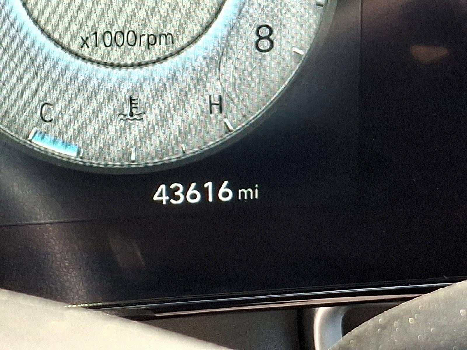 2024 Hyundai ELANTRA SEL IVT