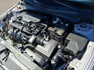 2024 Hyundai ELANTRA SEL IVT