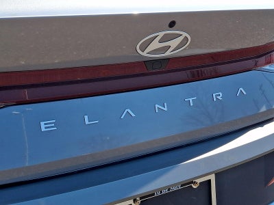 2024 Hyundai ELANTRA SEL IVT