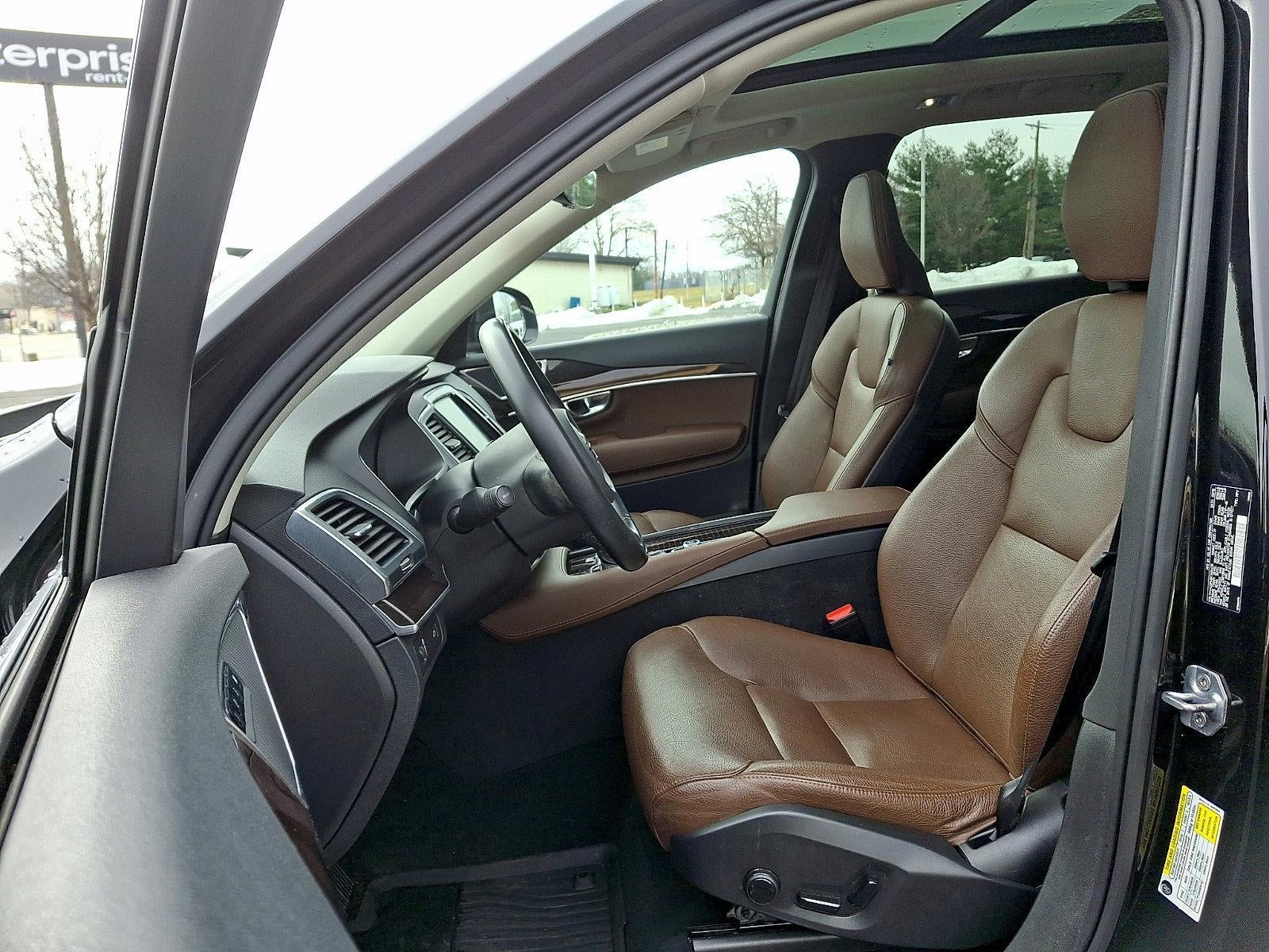 2019 Volvo XC90 T6 AWD Momentum