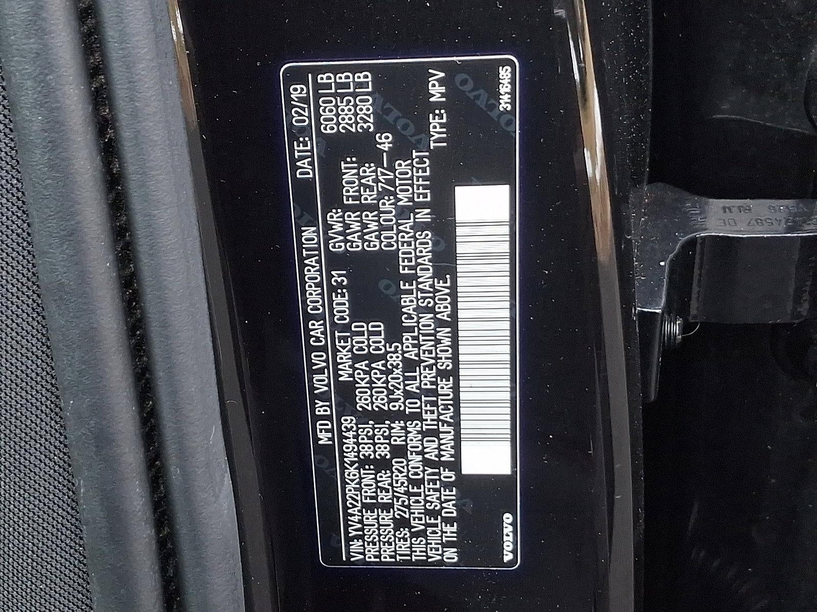 2019 Volvo XC90 T6 AWD Momentum